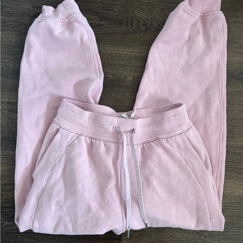 Lululemon pink scuba sweatpants